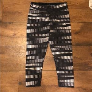Adidas crop leggings. Size XS